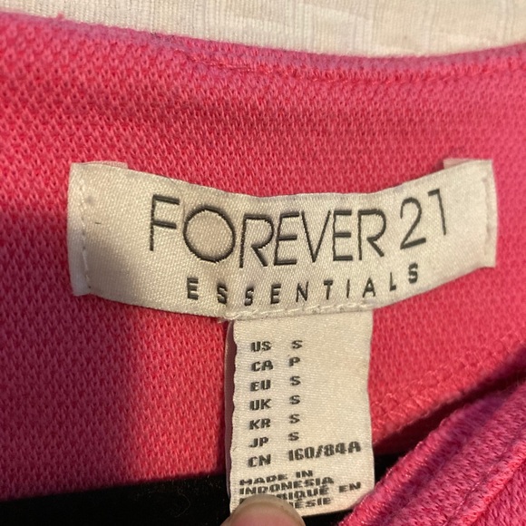 Bright pink three quarter length sleeve shirt. - Picture 2 of 4